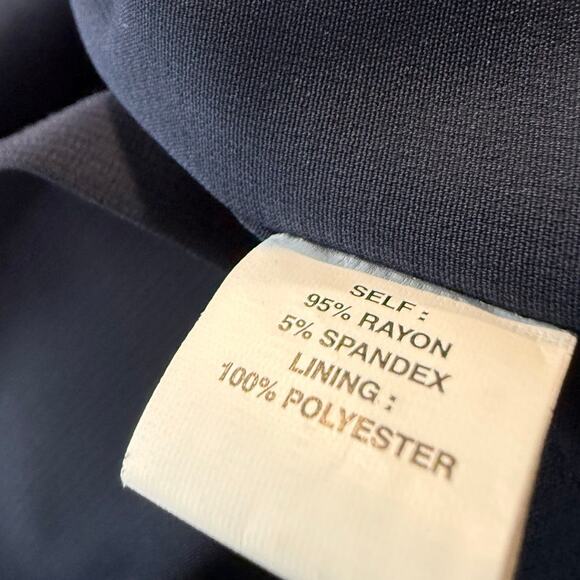 Phoebe Couture Solid Black Knee Length Dress Short Sleeve Ruffle Hem Size 4 - Picture 5 of 7